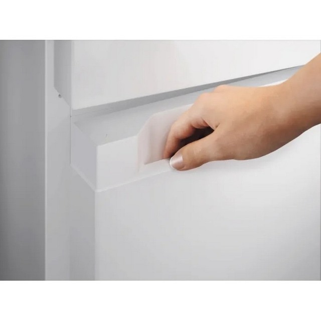 Frigorífico Combinado Electrolux Série 600 LNT6MD36W TwinTech, Total No Frost e de 202 cm - Branco Branco-3