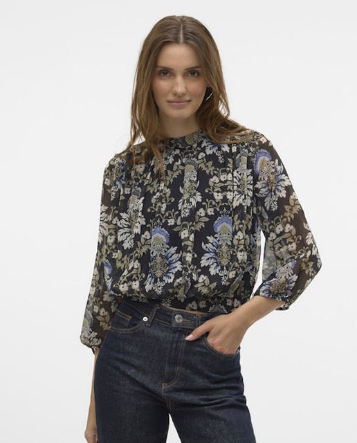 Imagem 0 de Blusa Estampada com Tecido Vaporoso