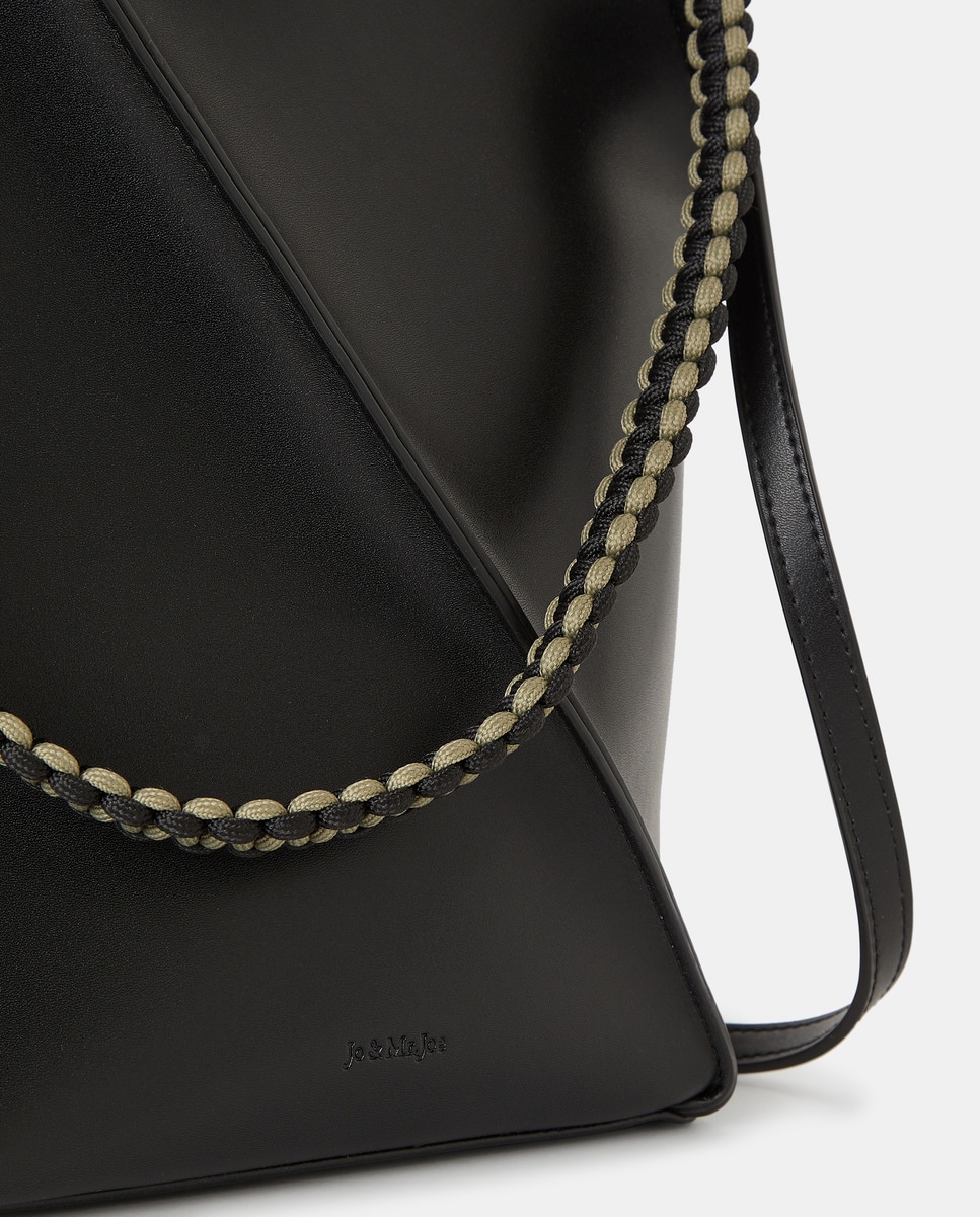 Mala Shopper com Detalhe de Corte Diagonal Preto-4
