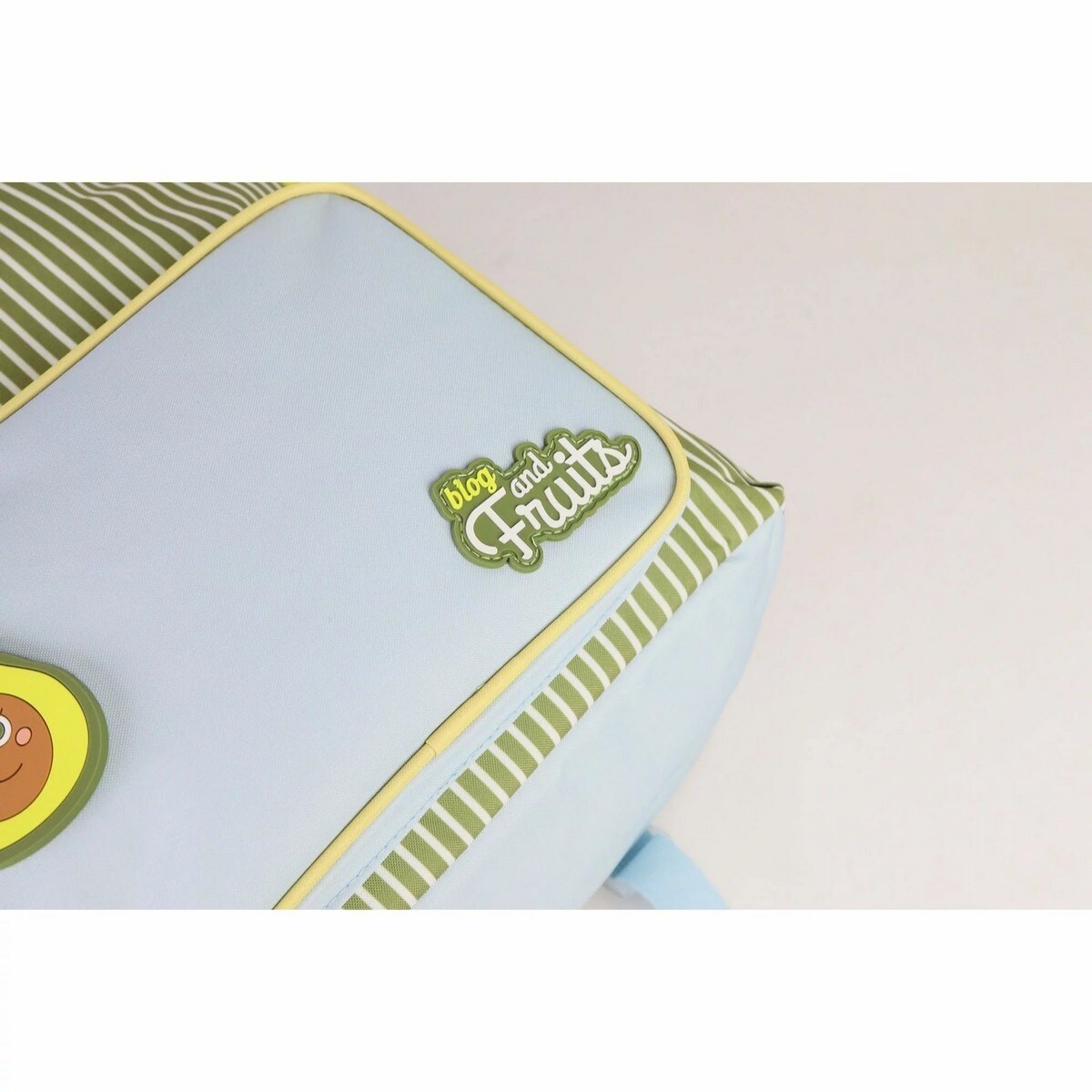 Mochila escolar clássica B´logs Fruit abacate 6