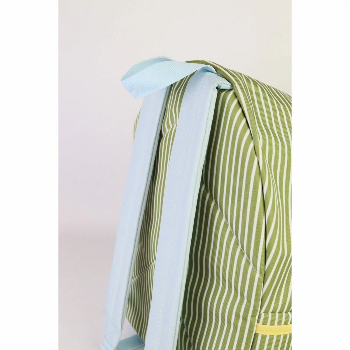 Mochila escolar clássica B´logs Fruit abacate 3