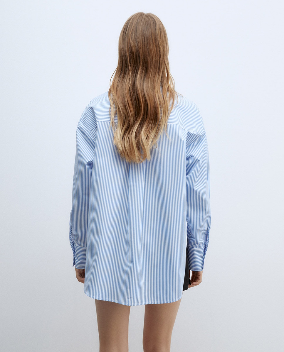 Camisa Básica às Riscas Azul-2