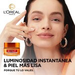 Revitalift crema alisadora de poros con vitamina C + ácido salicílico jar 50 ml ilumina y reduce líneas de expresión