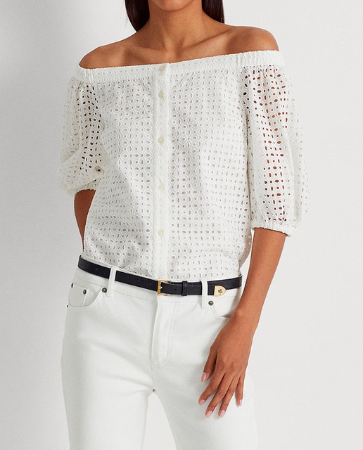 Imagen 0 de Blusa de mujer con hombros descubiertos