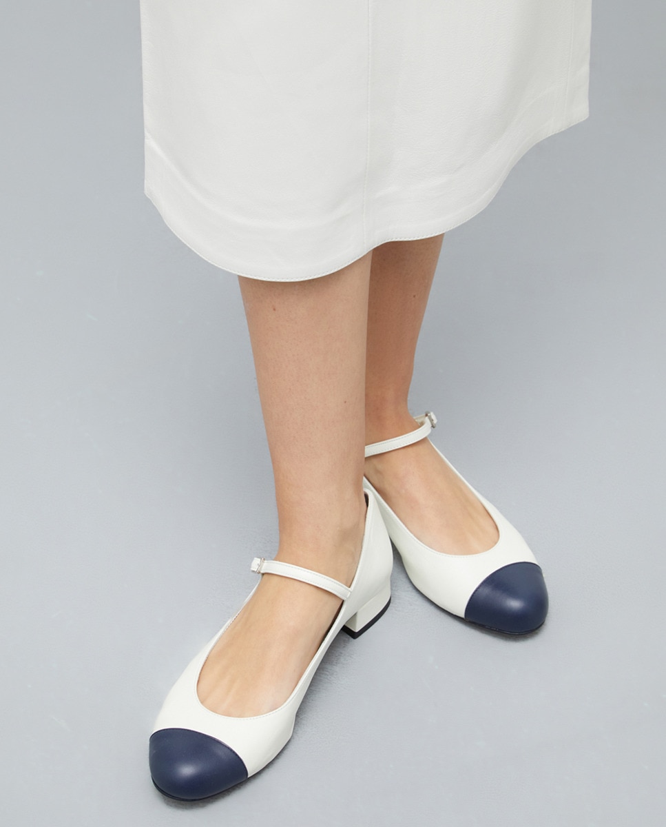 Sapatos de Presilha em Pele Branco mate-3