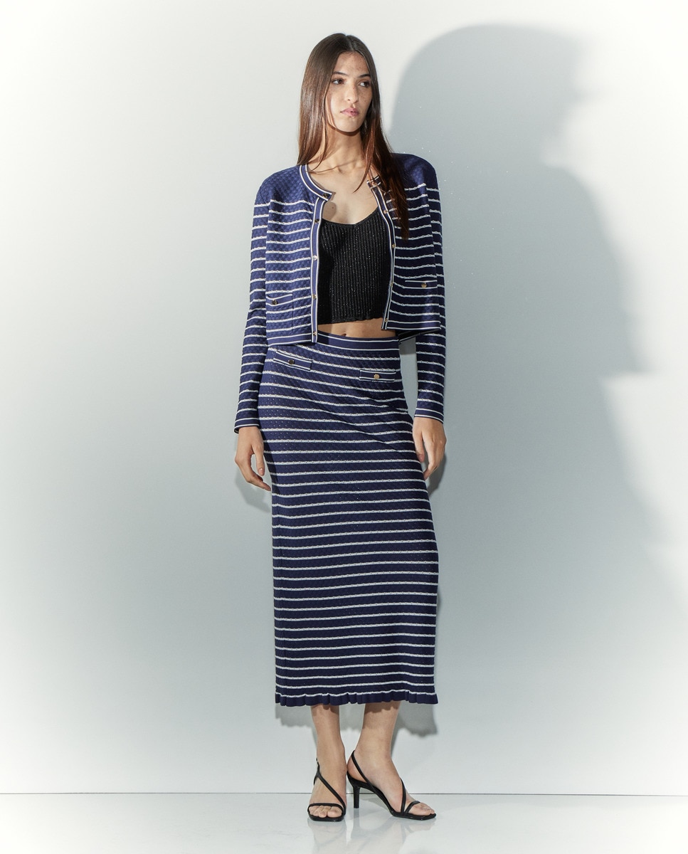 Cardigan às Riscas com Pegada Azul-6