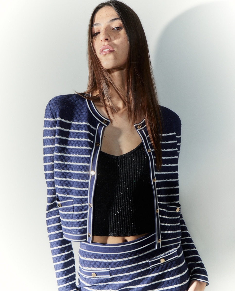 Cardigan às Riscas com Pegada Azul-1