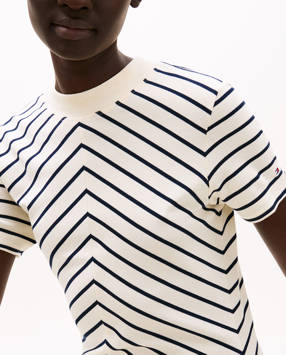 Vestido Curto com Estampado às Riscas Branco-3