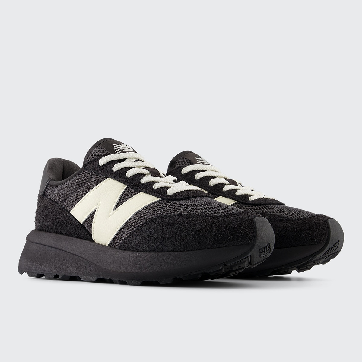 Sapatilhas Casual Unissexo U370PB Preto / Branco-2