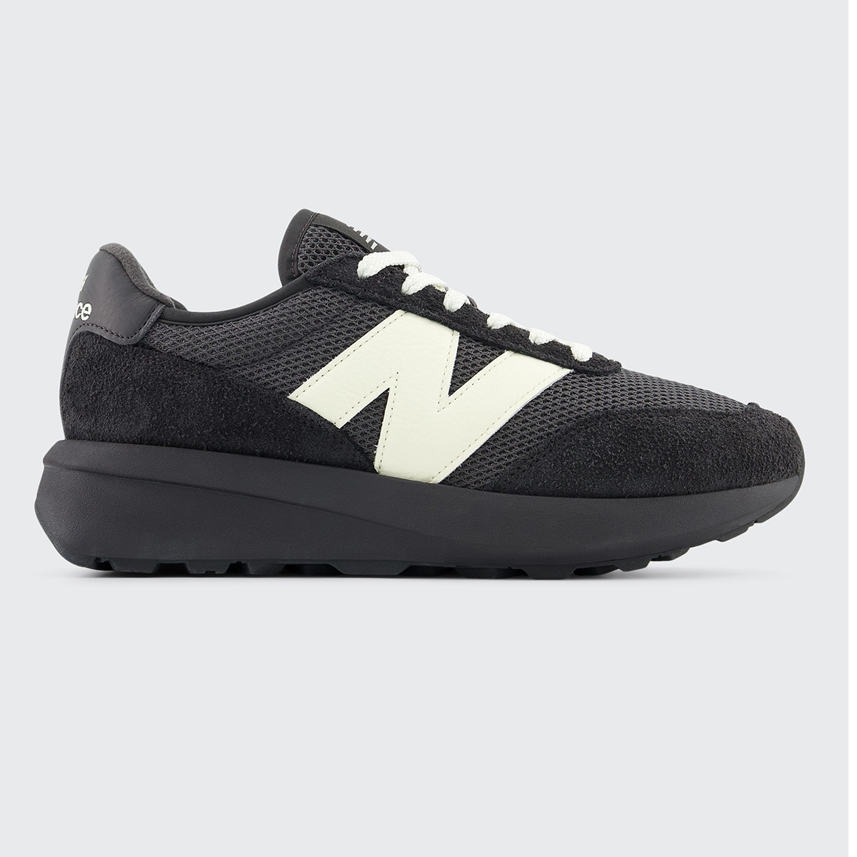 Sapatilhas Casual Unissexo U370PB Preto / Branco-1