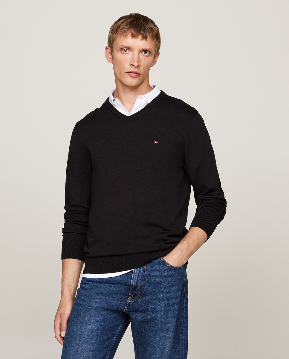 Camisola de Malha Lisa de Algodão com Gola em Bico Preto-1