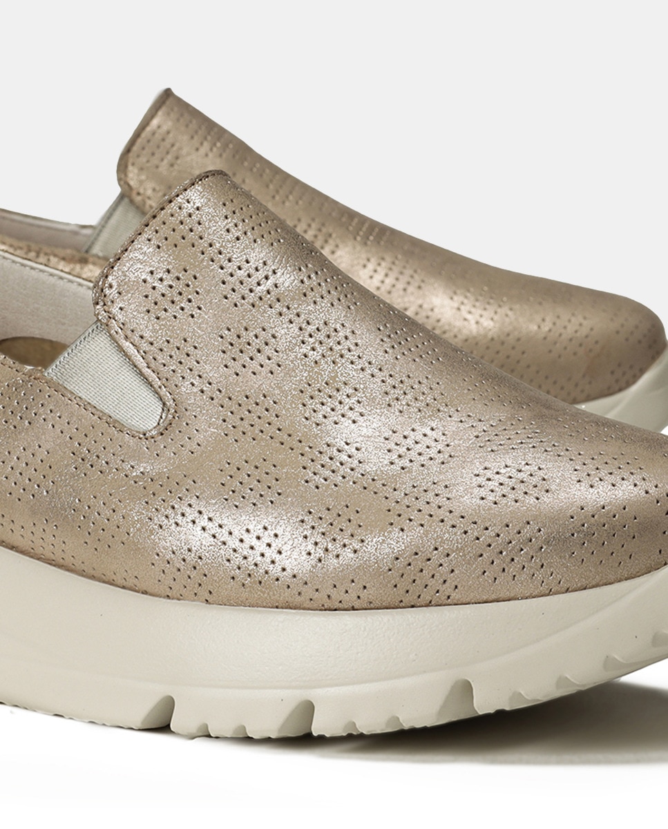 Mocassins Eira com Elásticos Laterais e em Pele Platina-7