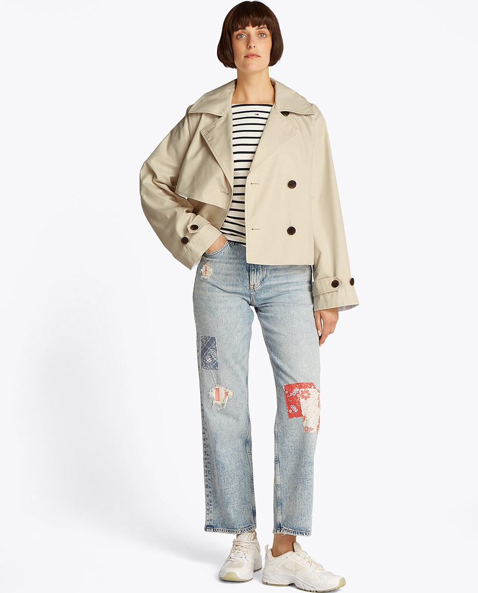 Gabardine Curta com Abotoadura Dupla Creme-7