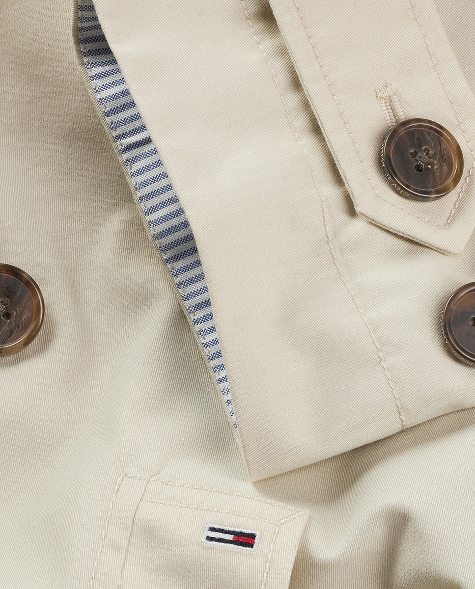 Gabardine Curta com Abotoadura Dupla Creme-4
