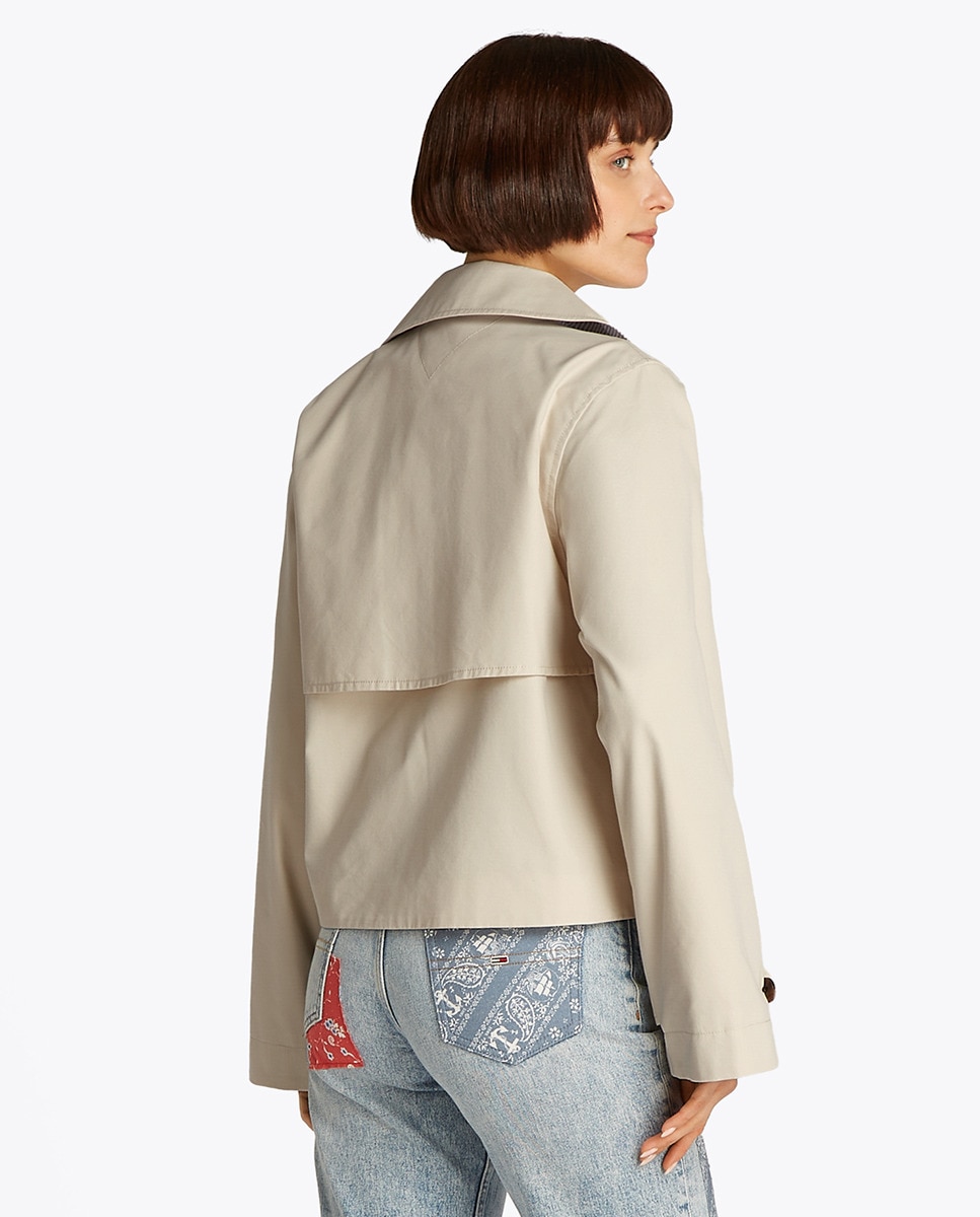 Gabardine Curta com Abotoadura Dupla Creme-2