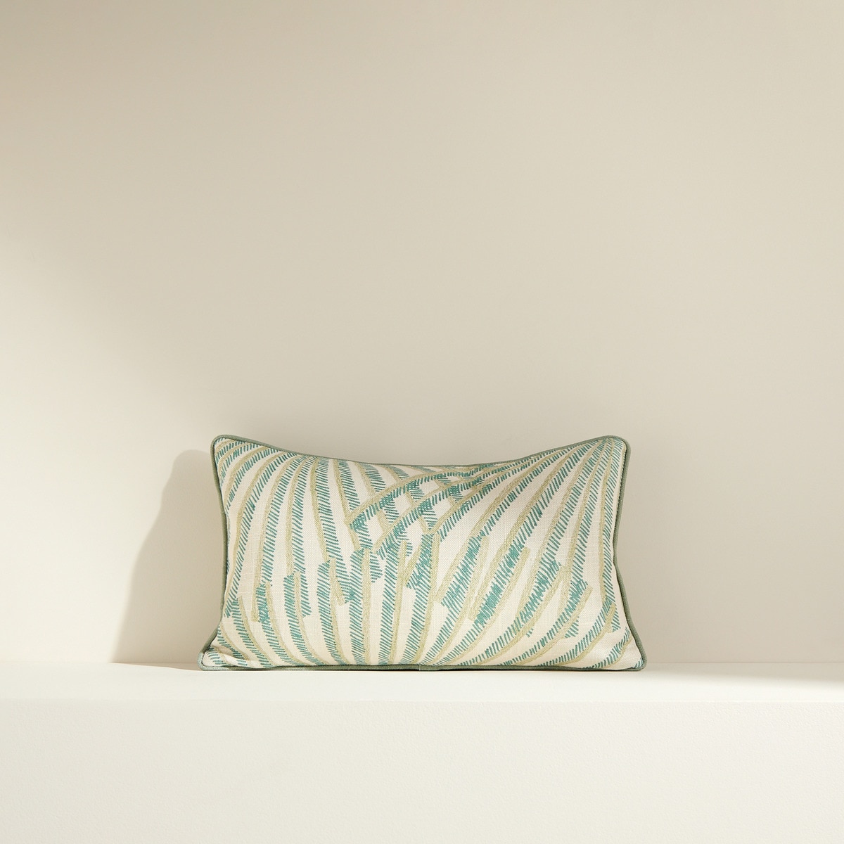 Almofada Decorativa Retangular Matcha Verde-1