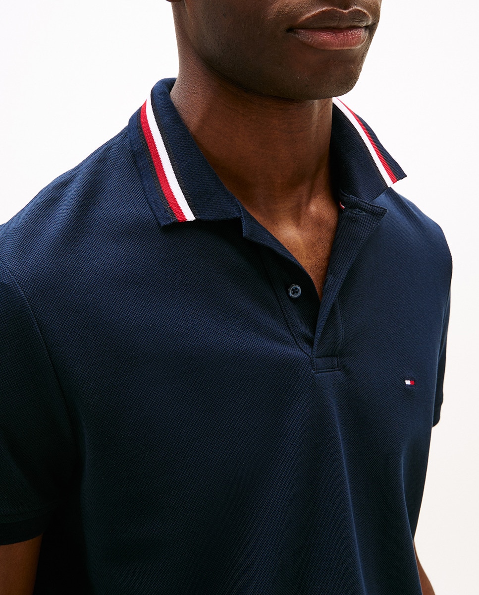 Polo de Manga Curta com Branding da Marca no Colarinho Azul-3