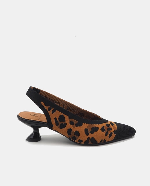 Imagen 0 de Zapatos destalonados de mujer