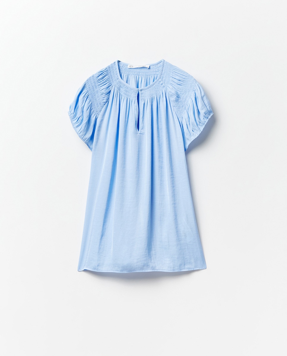 Blusa com Elásticos na Gola Azul-claro-5
