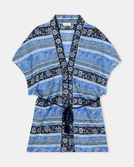 Imagem 0 de Kimono Curto com Estampado Patch
