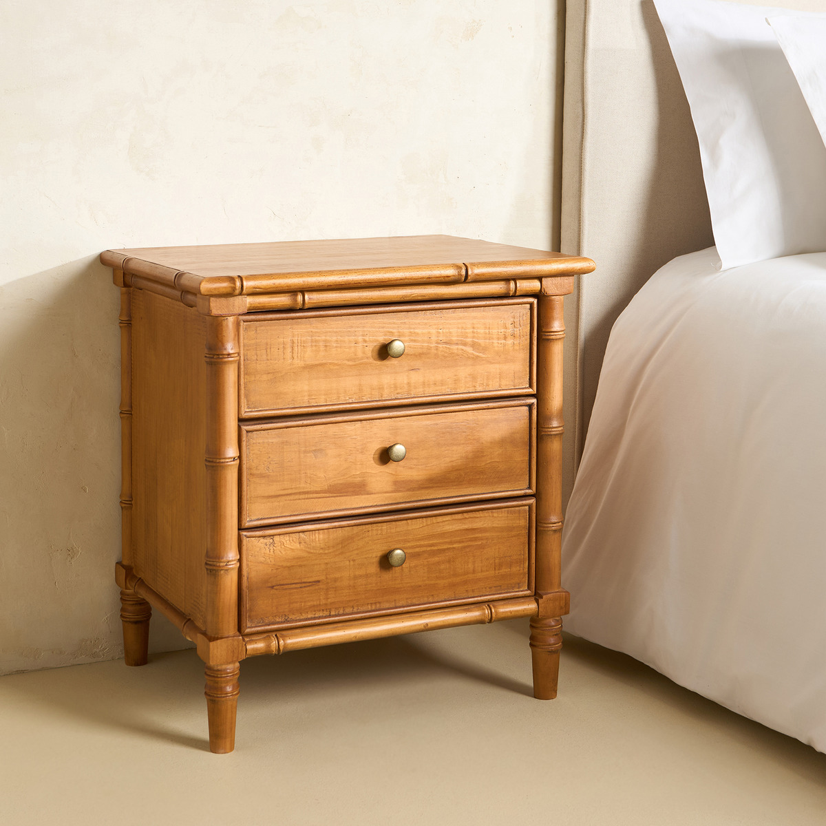 Mesa Auxiliar de Pinho Bamboo Natural-1