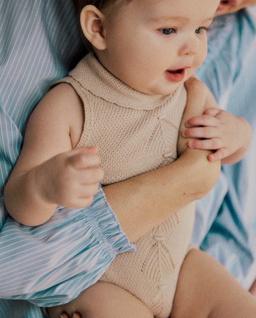 Imagem 0 de Babygrow com Tricot na Gola