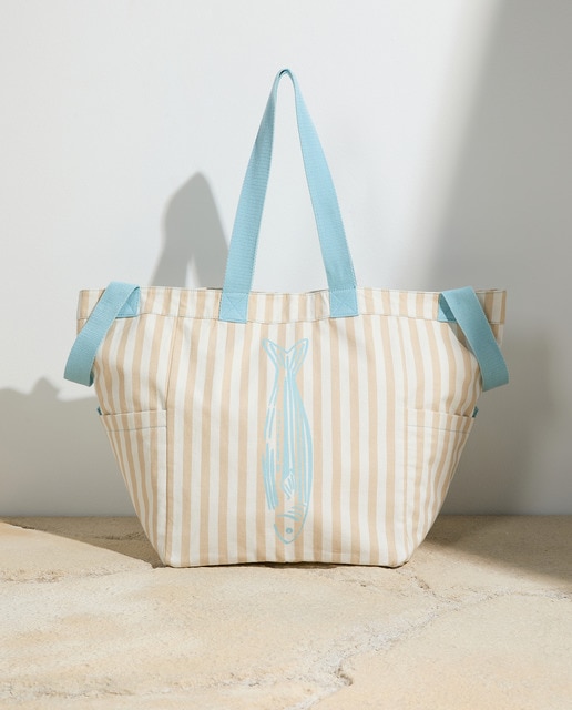 Imagen 0 de Weekend bag con estampado pez