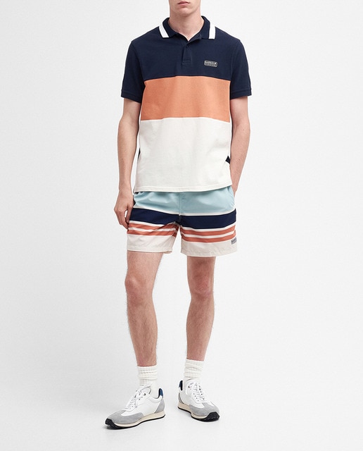 Imagen 0 de Bermudas de hombre con ajuste de cordón en cintura y diseño de rayas