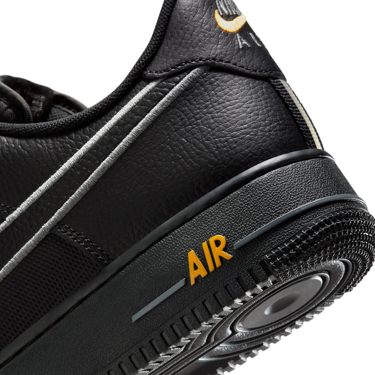Sapatilhas Casual de Homem Air Force 1 '07 Preto-7