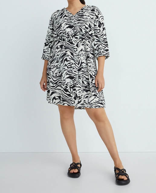 Imagen 0 de Vestido corto estampado