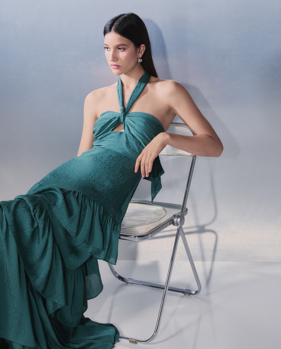 Vestido de Gola Halter com Folhos Verde-1