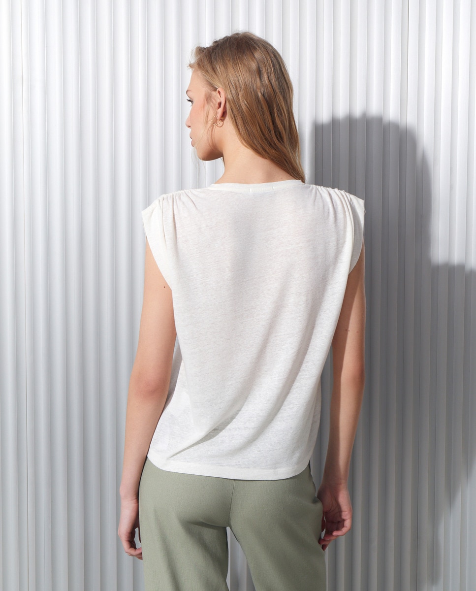 T-shirt com Franzidos no Ombro e Linho 120 Cru-3
