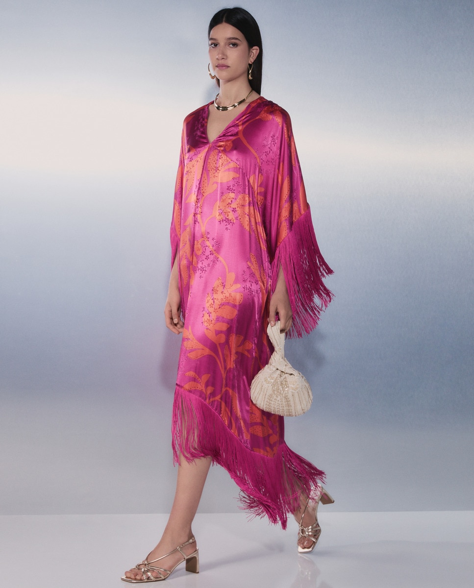 Vestido Kaftan Estampado com Franjas Rosa-1