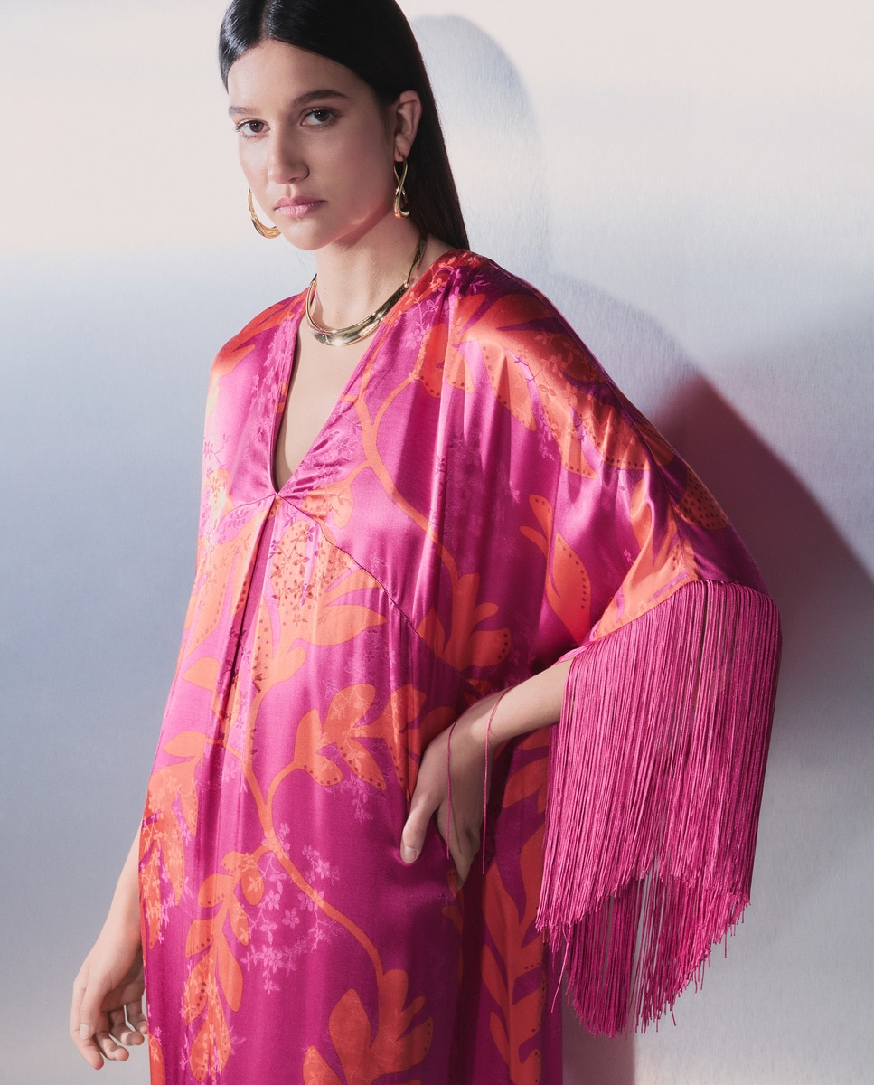 Vestido Kaftan Estampado com Franjas Rosa-2