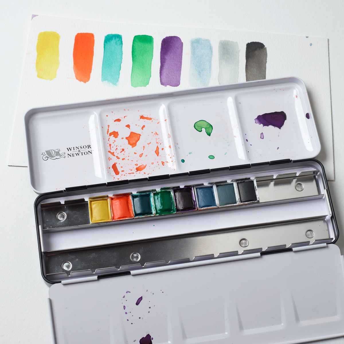 Set caixa metálica preta 8 pastilhas de aguarela profissionais Winsor&Newton 6