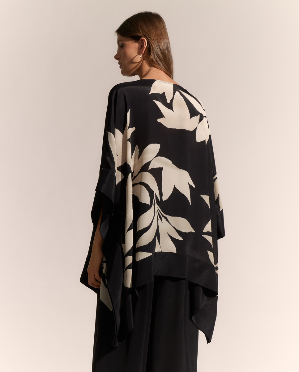 Top Kaftan Estampado de Seda Preto-6
