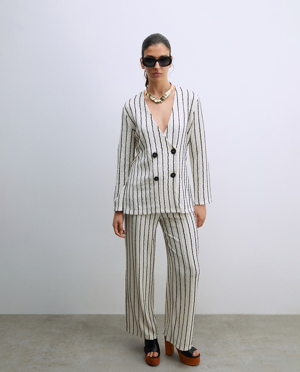 Blazer com Estrutura Cru-7