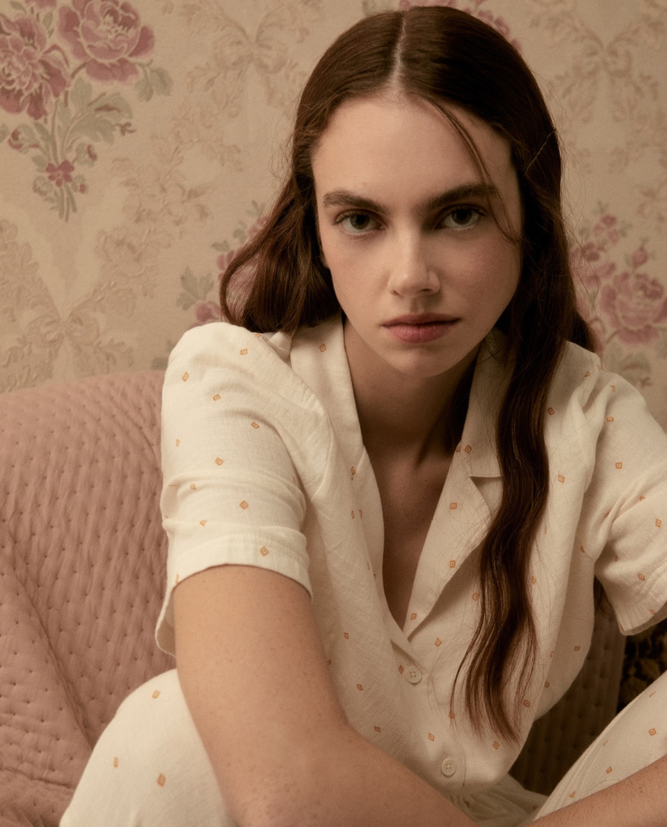 Pijama com Estampado Floral Branco-5