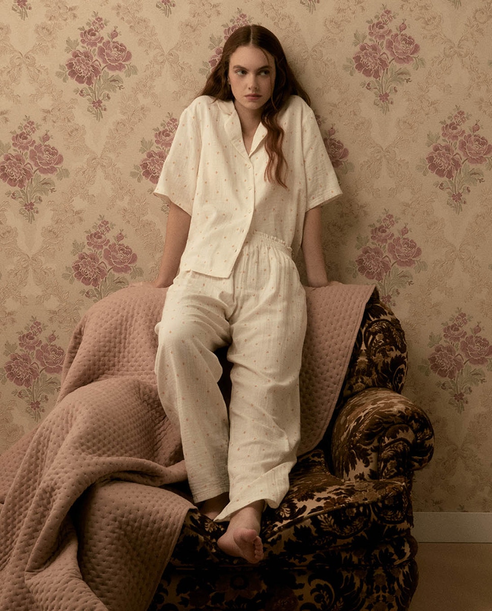 Pijama com Estampado Floral Branco-4