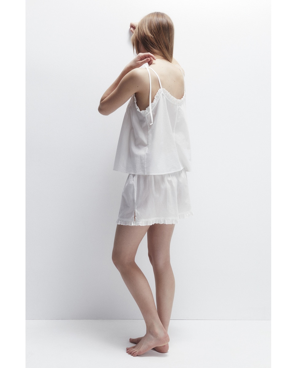 Pijama com Detalhe Branco-2
