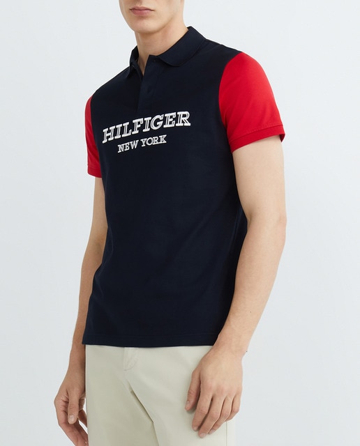 Imagen 0 de Polo de manga corta con cuerpo a contraste de color y branding bordado