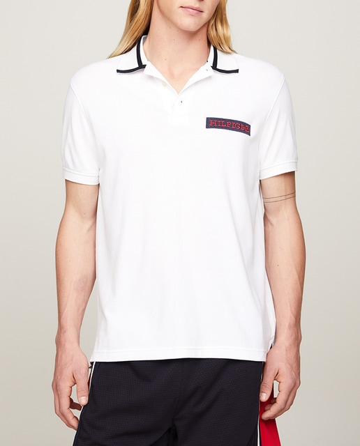 Imagen 0 de Polo de manga corta con branding bordado y detalles a contraste