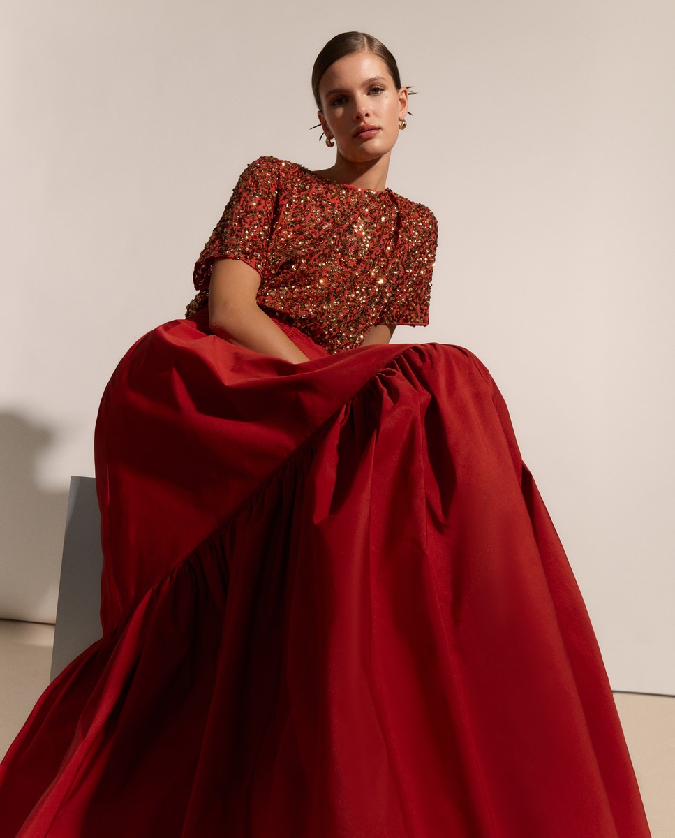 Saia Comprida Lisa 600 Vermelho-1