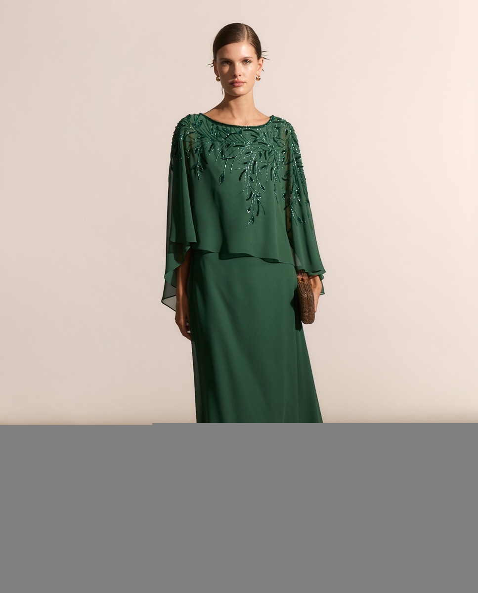 Vestido Comprido com Pedraria em Capelina 530 Verde Escuro-1