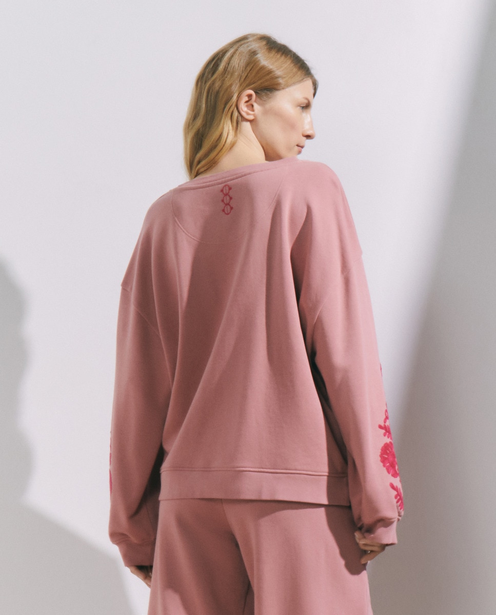 Sweatshirt com Mangas Bordadas Rosa-3