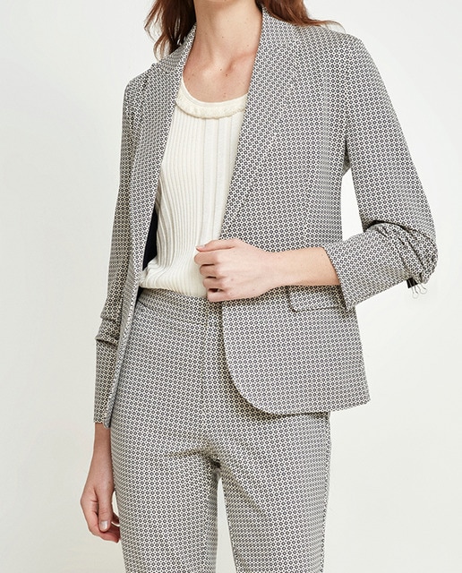 Imagen 0 de Blazer de mujer de punto estampado