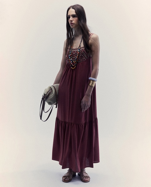 Imagem 0 de Vestido com Peitilho Acolchoado