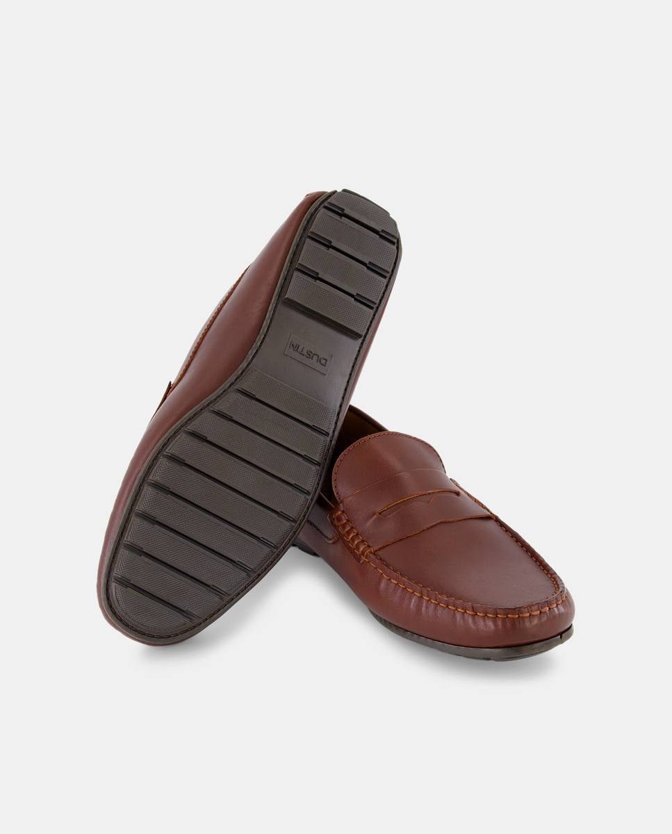 Sapatos Mocassins em Pele Couro-2