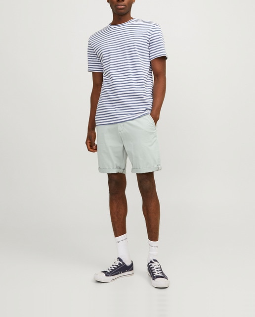 Imagen 0 de Bermuda tipo chino de hombre verde