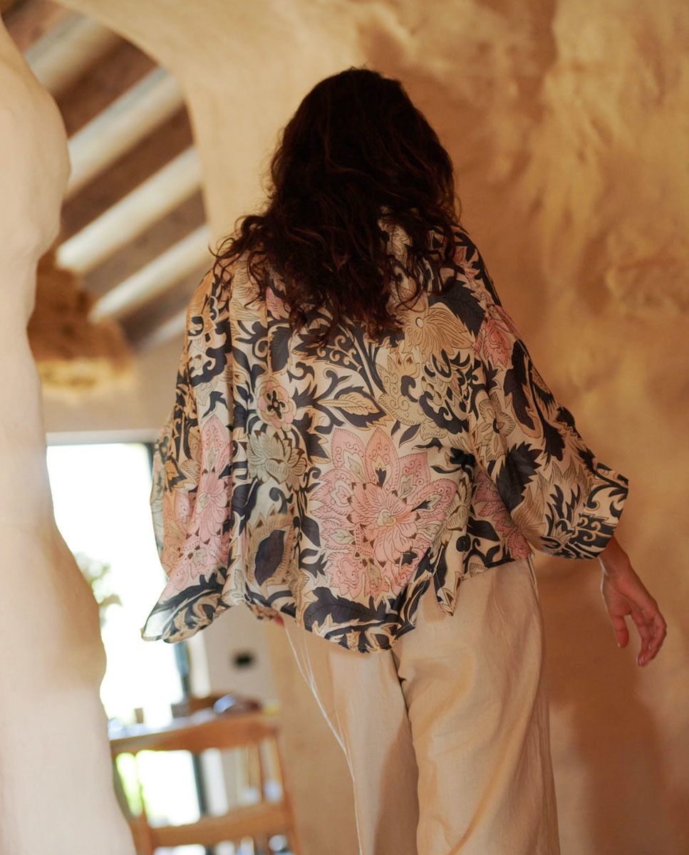 Kimono Curto Cinzento-2